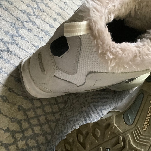 Columbia Rechargeable Heated Boots 9 - Picture 3 of 7